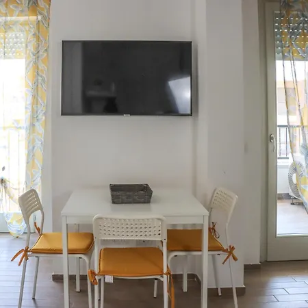 Apartment Lavi Parco Leonardo *