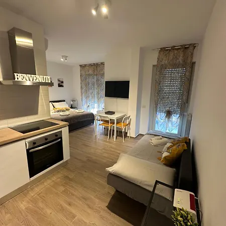 Lavi Parco Leonardo Apartament *
